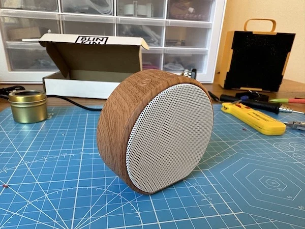 Alles: Build a Wi-Fi Mesh of Synthesizer Speakers