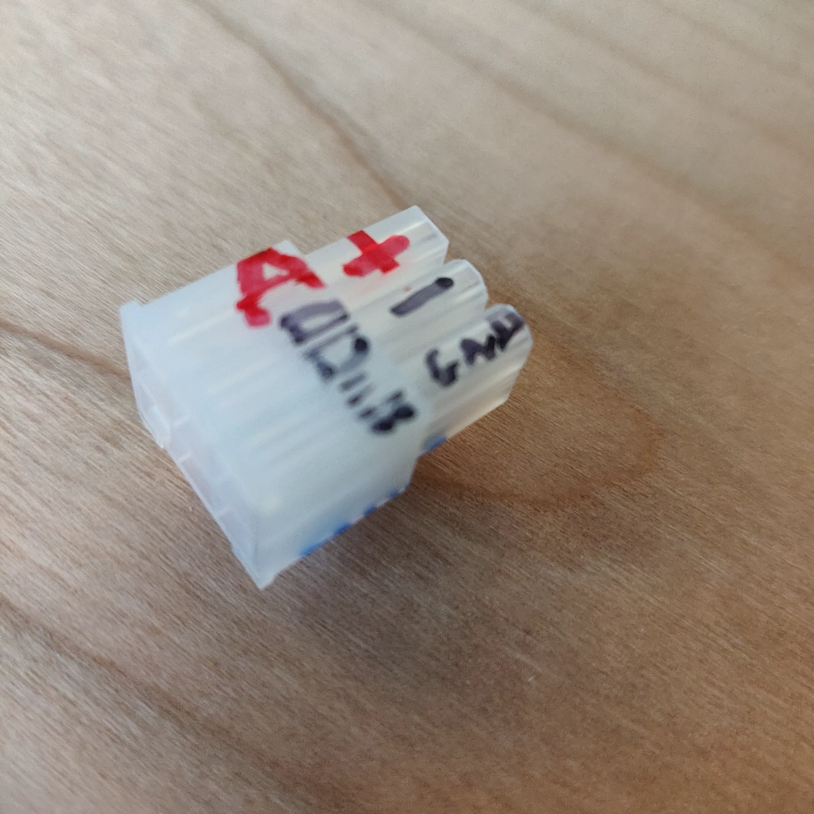 Molex PCI-E connector bottom