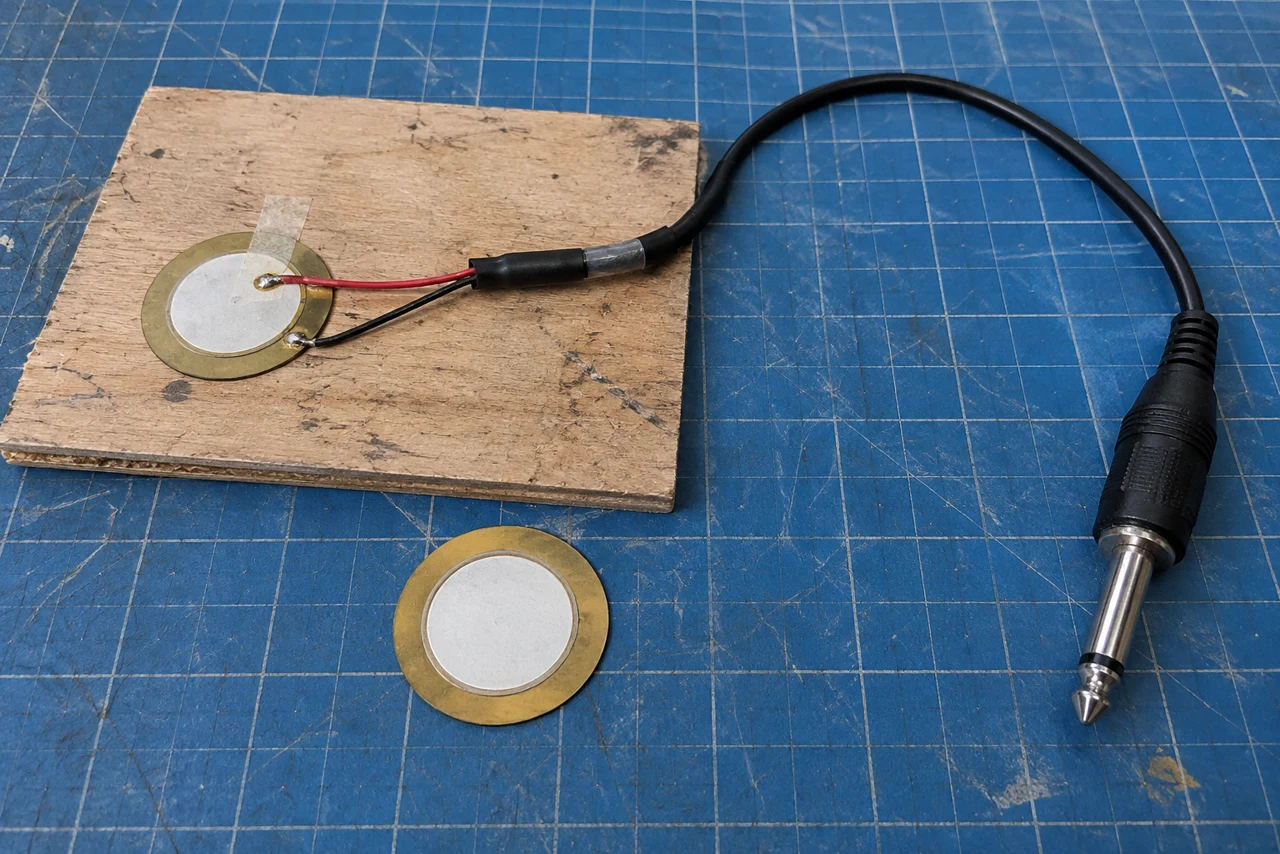 One contact mic, three ways to attach it